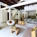 Private Villa With Pool Near 66 In Seminyak
