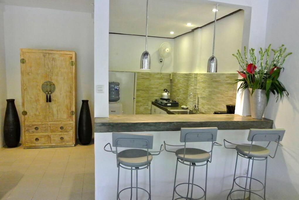 Private With Pool Near 66 In * Seminyak (Bali)