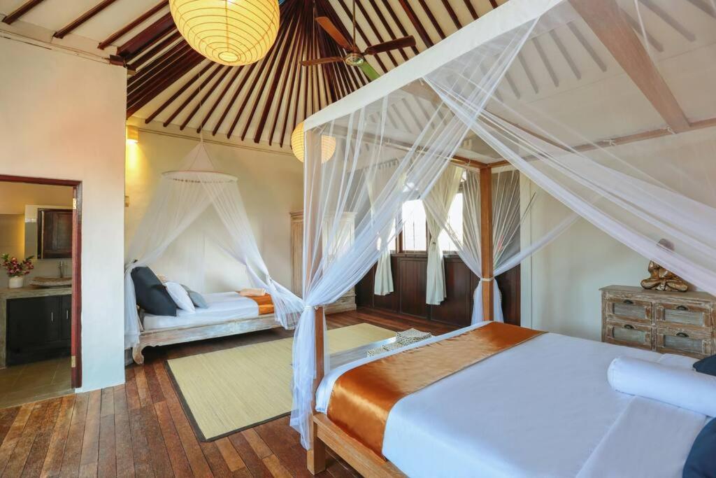 Private With Pool Near 66 In Villa