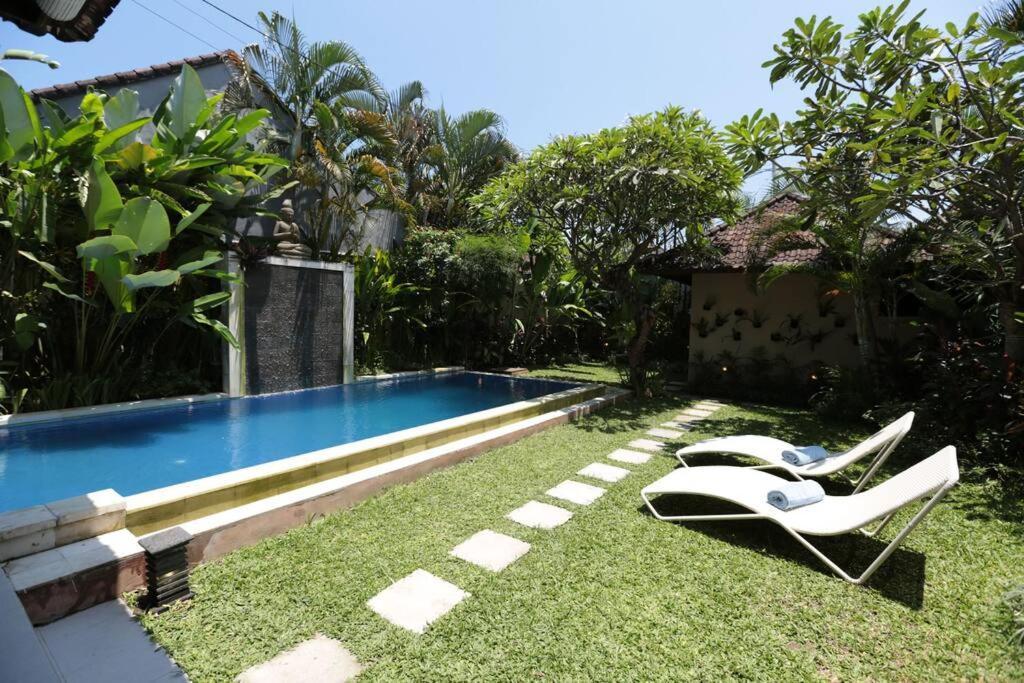 Private With Pool Near 66 In Villa *